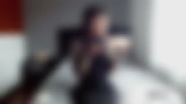 Emilia_1995's Live XXX Chat