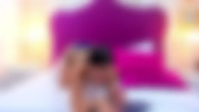 AlexaGiraud – live chatrum