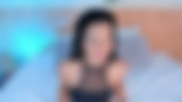 ChloeeSmiith Adlı Modelin Canlı Sohbet Odası