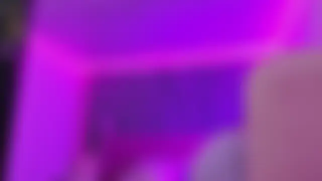 Nayla-Mouna লাইভ চ্যাট রুম