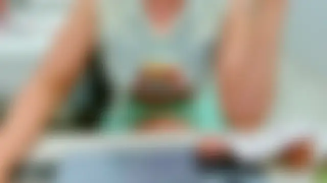 EveLove33's Webcam Show
