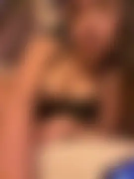 bunnyshots_'s Webcam Show