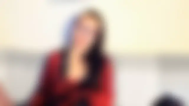 beddable_woman's Live Chat Room