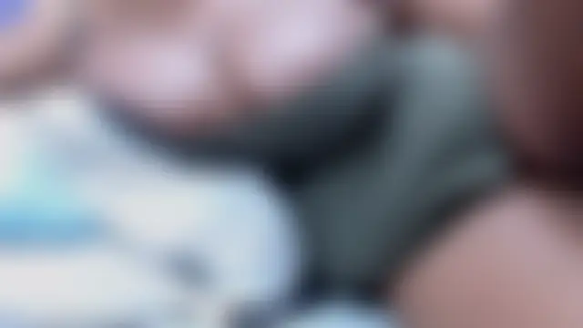 GiantTitttsn Live-seksikameraesitys
