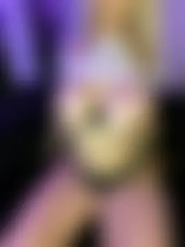 Blueafterdark's Live Chat Room