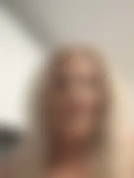 Sembang XXX Secara Langsung Divineblond