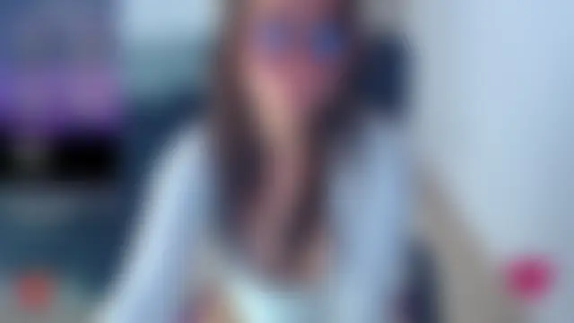 SharonR1 élő chatszobája