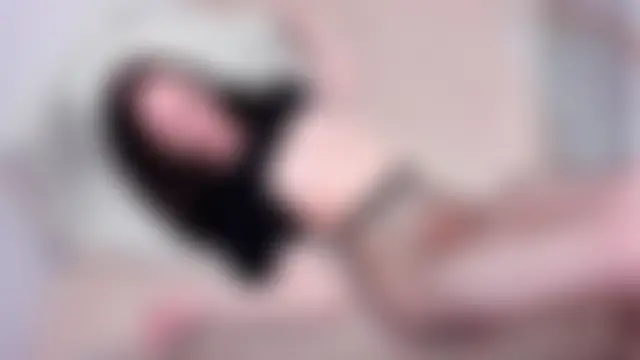 loliwoods Show in webcam