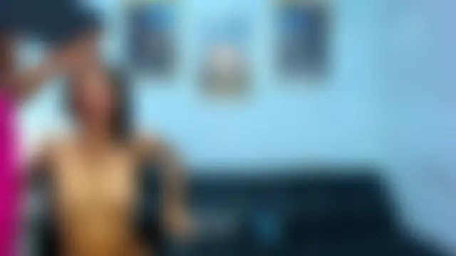 Seks show uživo modela Ladhy_sweet na kameri