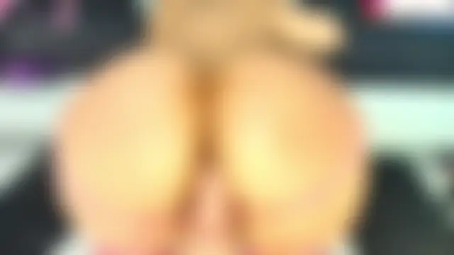 Živá chatovací místnost april_jhonsson
