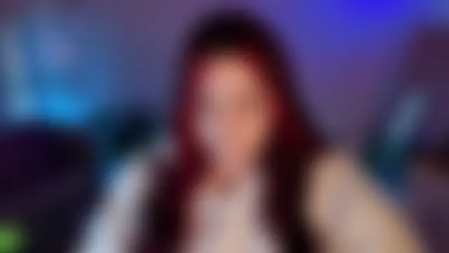 Mia_R0ss Adlı Modelin Canlı Sohbet Odası