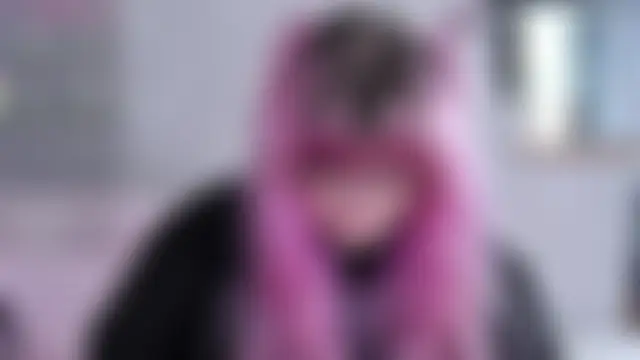 XXX chat uživo modela _CandyM1lky_