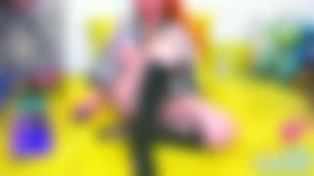 RedHousewife's Live XXX Chat