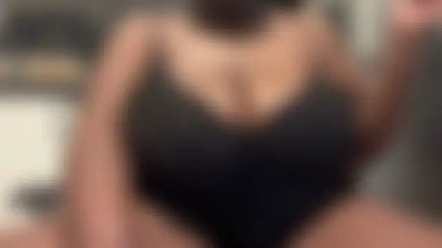 nanaisbackk Adlı Modelin Canlı Sohbet Odası
