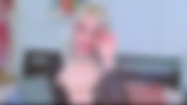 غرفة دردشة HoneyLara المباشرة