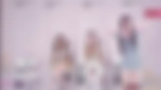Lris-Girls 网络视讯表演