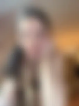 MelaniGrand's Live Chat Room
