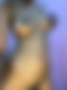 غرفة دردشة Small_Titss المباشرة