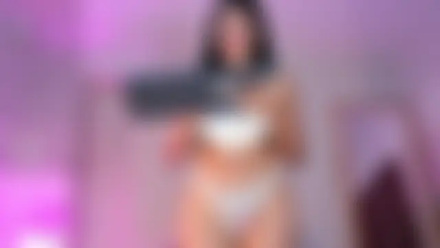 LittleVaale's Live XXX Chat