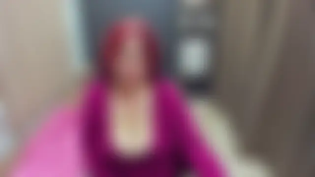 Živá chatovací místnost EllenHope