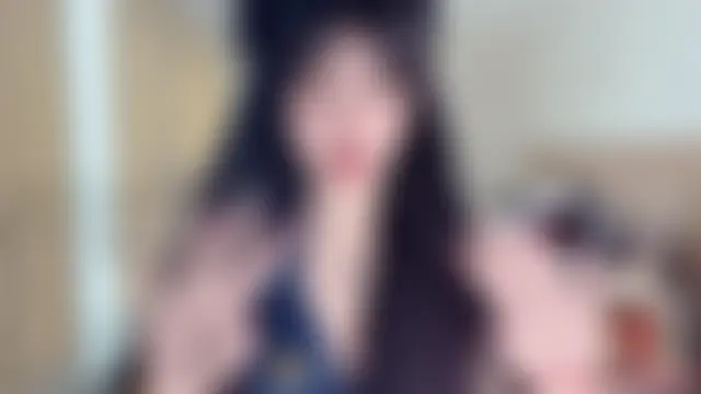 LovelyXiaoYi's Webcam Show