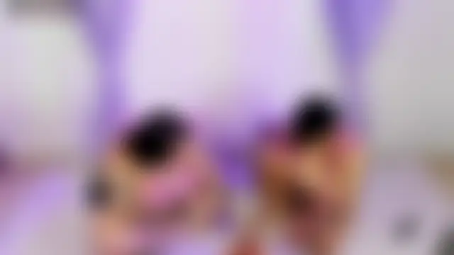MiaYMolly's Live XXX Chat