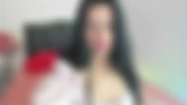 LatinaQueen23's Live XXX Chat
