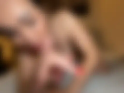 FrancescaXO élő chatszobája