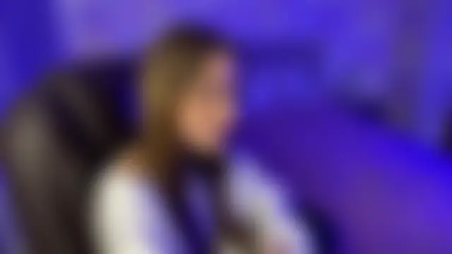 Tiana_Belle: διαδικτυακό σόου στην κάμερα
