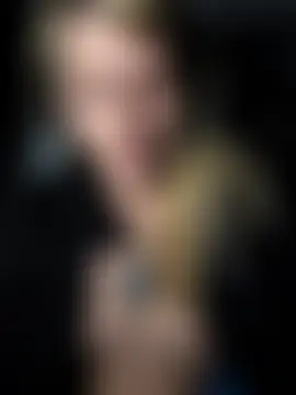 SheIsSomething ওয়েবক্যাম শো