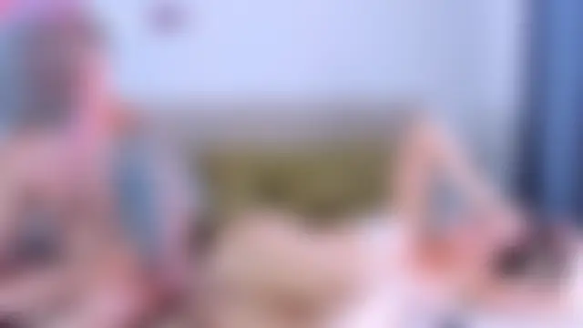 Seks show uživo modela AndrewAnnie na kameri