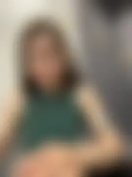 Eileen_Elfie's Live Chat Room