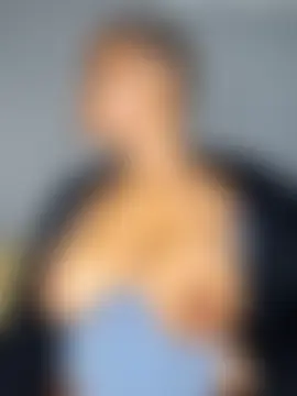 ห้องแชทสดของ CertifiedhottieXOXO