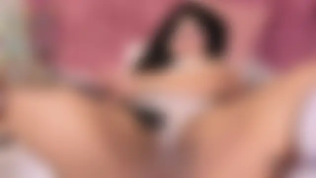 LOU_22_'s Live Sex Cam Show