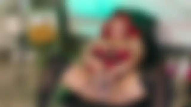 LilyyBigAss Adlı Modelin Web Kamerası Şovu