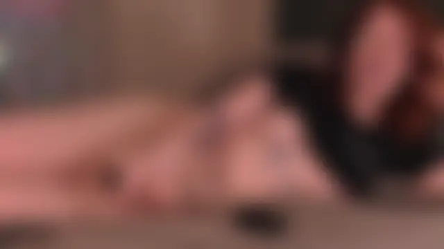Strawberryfoxx's Live Chat Room