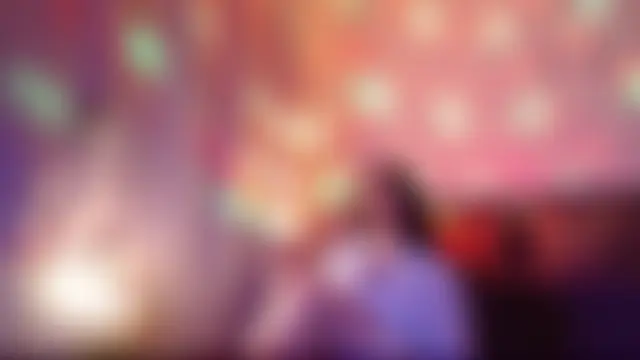 ElysaSun's Live XXX Chat