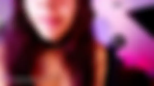 Chat +18 de GoddessJulieta_ ao vivo