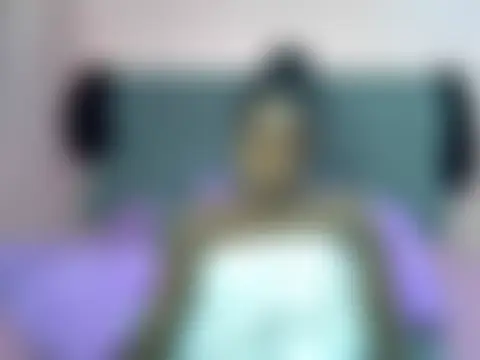 Happybree_'s Live Chat Room