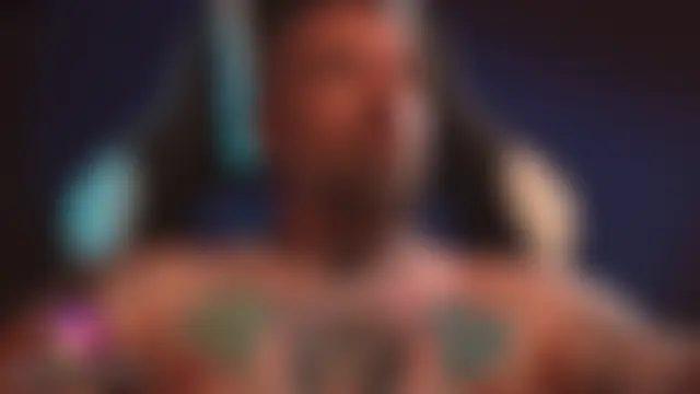 LuckyAlexx 在線直播表演
