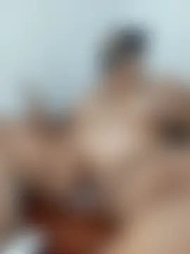 Lucky-hot-girls' Live XXX Chat