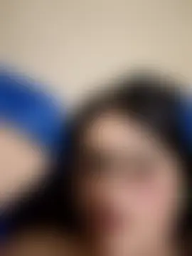h_oneybite's Live Sex Cam Show