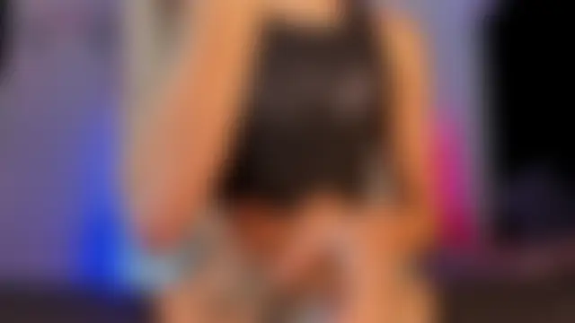 Naughty_Blue: διαδικτυακό σόου στην κάμερα