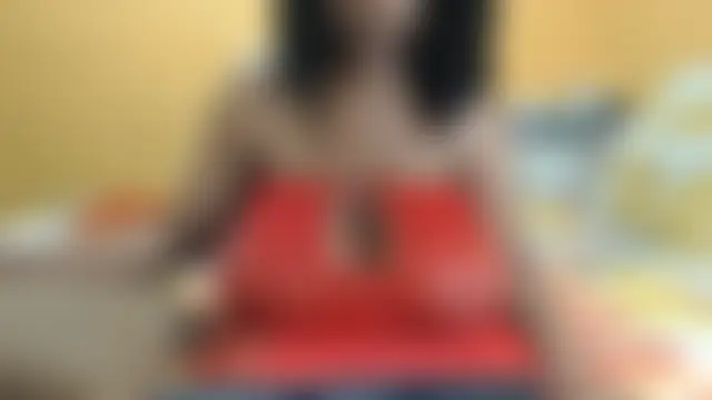 bustykelly Adlı Modelin Canlı XXX Sohbeti