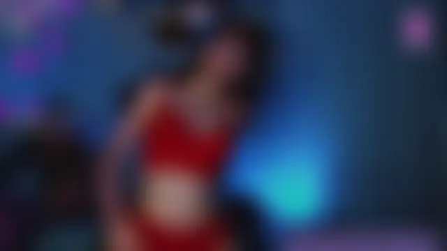 ArianaLight Adlı Modelin Canlı XXX Sohbeti