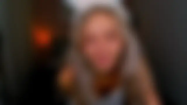 LuluAlis' Live XXX Chat