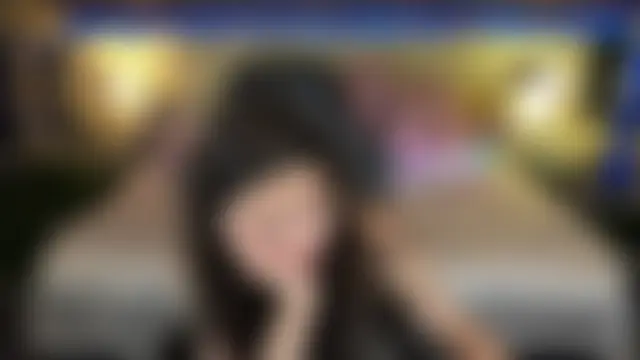 BabyFlowerr – Live XXX-chat