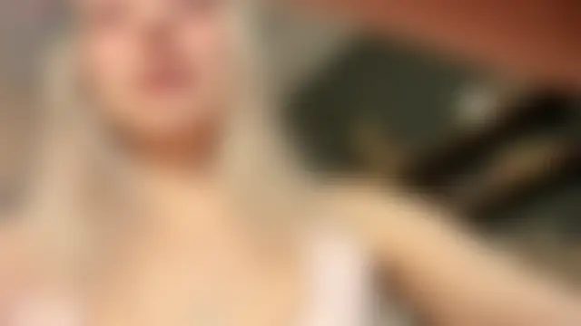DelorisDetrich Show in webcam