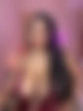 MadeleineSanez Live Chatraum