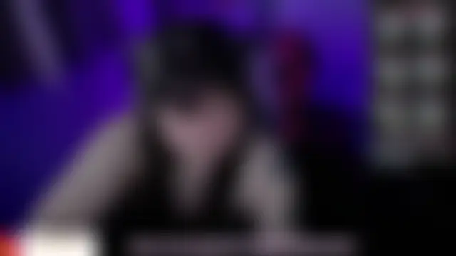 แชท XXX สดของ Bdsm_and_fries